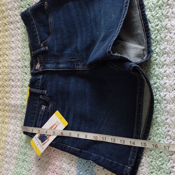 NWT Calvin Klein Size 6 Midrise Classic 5 Pocket Blue Jean Shorts - Picture 5 of 12